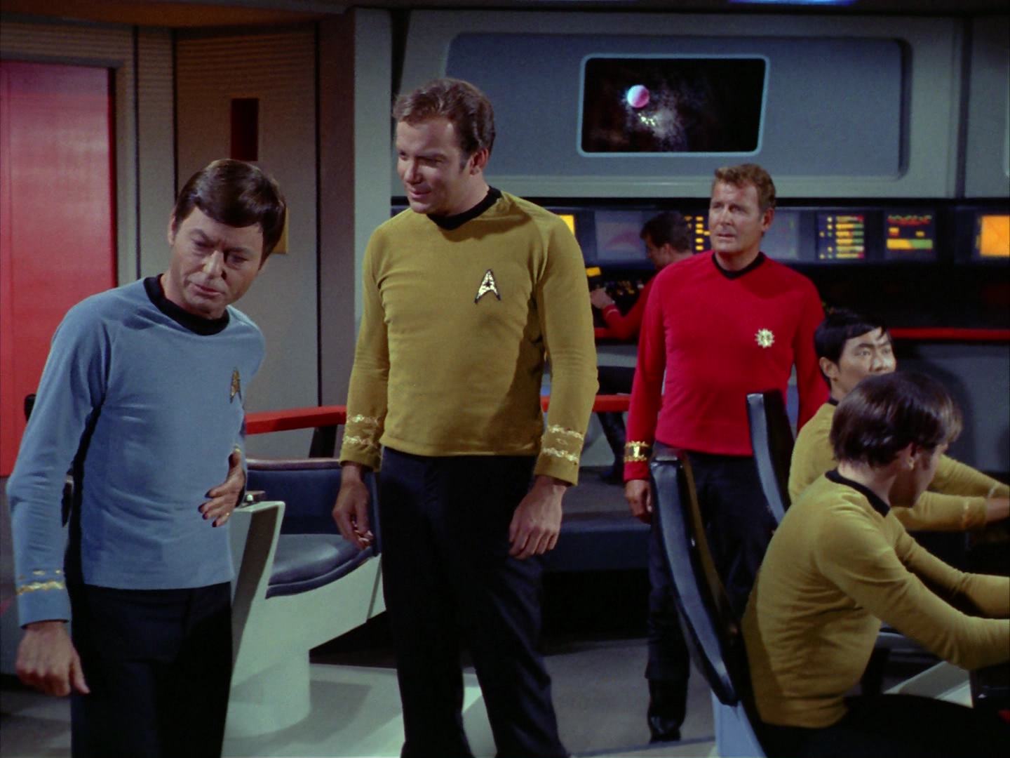 ariane179254_StarTrek_2x12_TheDeadlyYears_3330.jpg