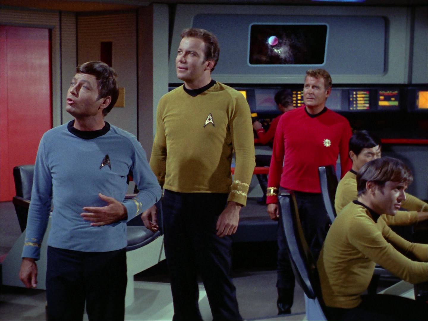 ariane179254_StarTrek_2x12_TheDeadlyYears_3333.jpg