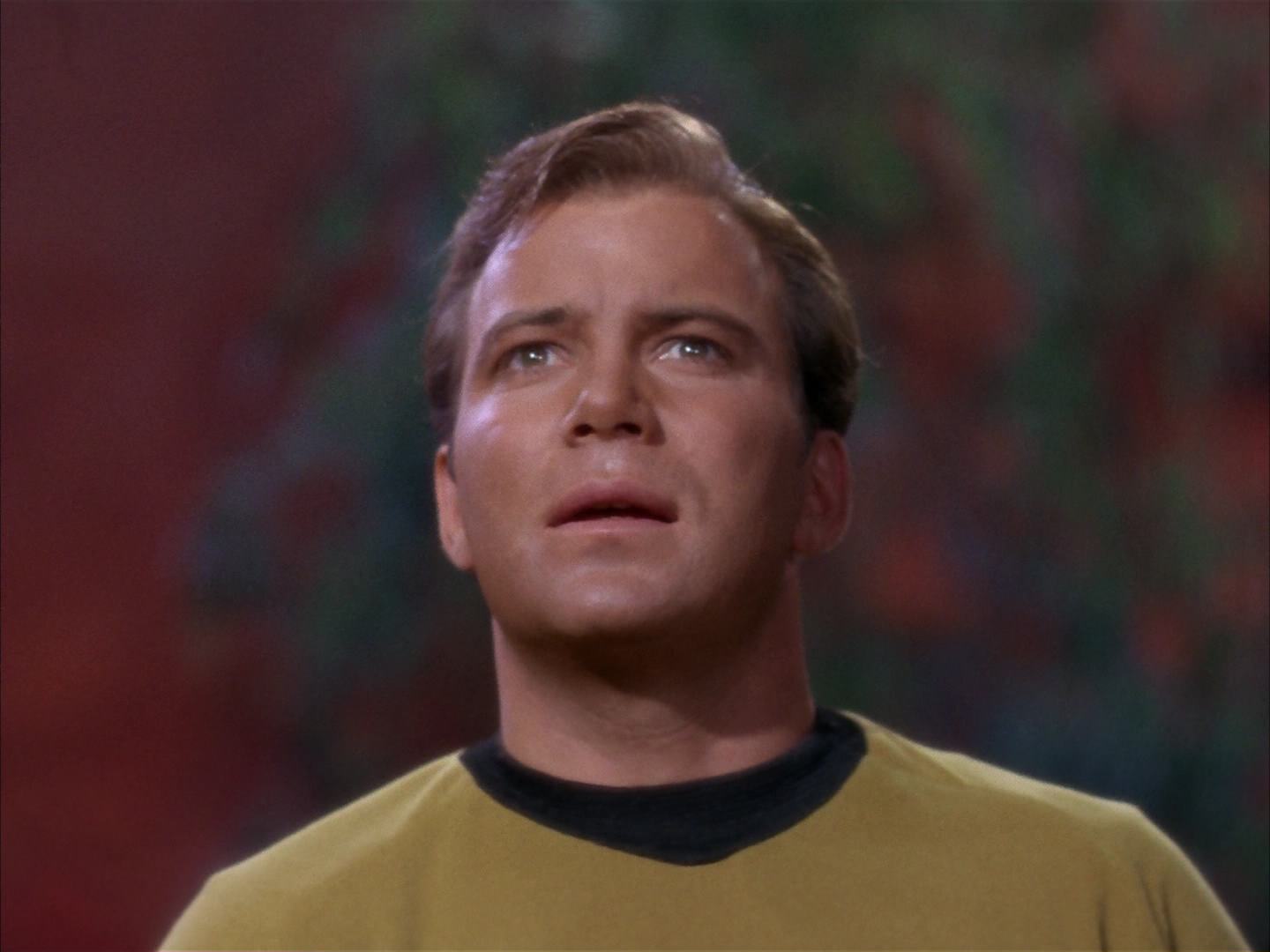 ariane179254_StarTrek_2x13_Obsession_0083.jpg