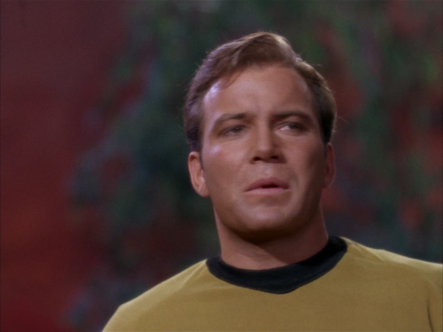 ariane179254_StarTrek_2x13_Obsession_0089.jpg
