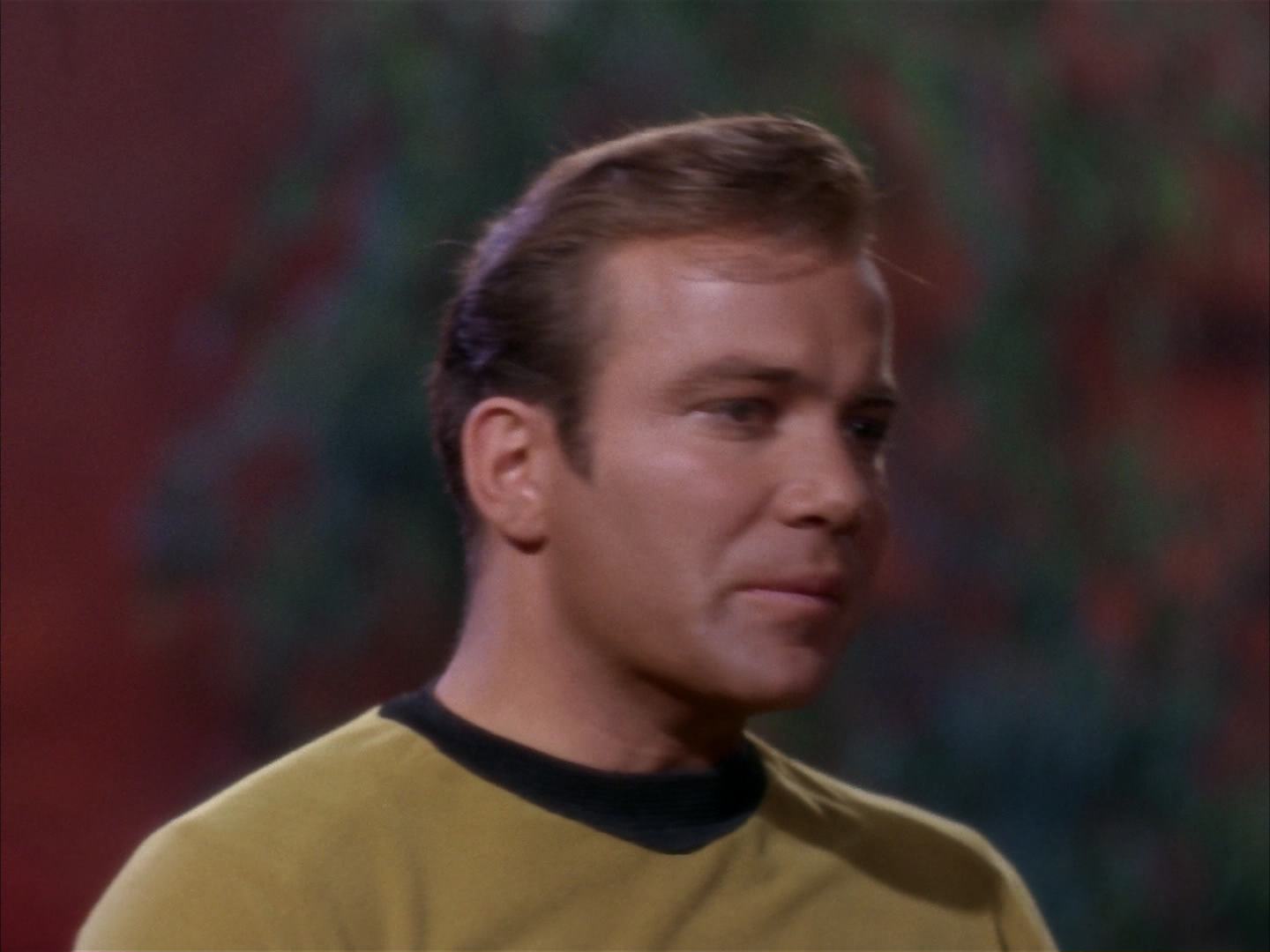 ariane179254_StarTrek_2x13_Obsession_0090.jpg