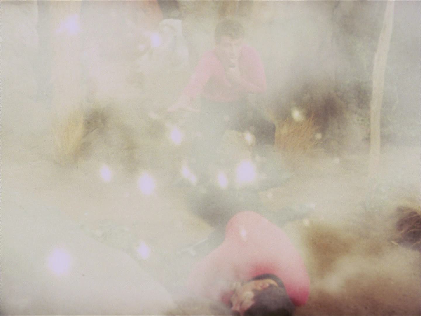 ariane179254_StarTrek_2x13_Obsession_0207.jpg