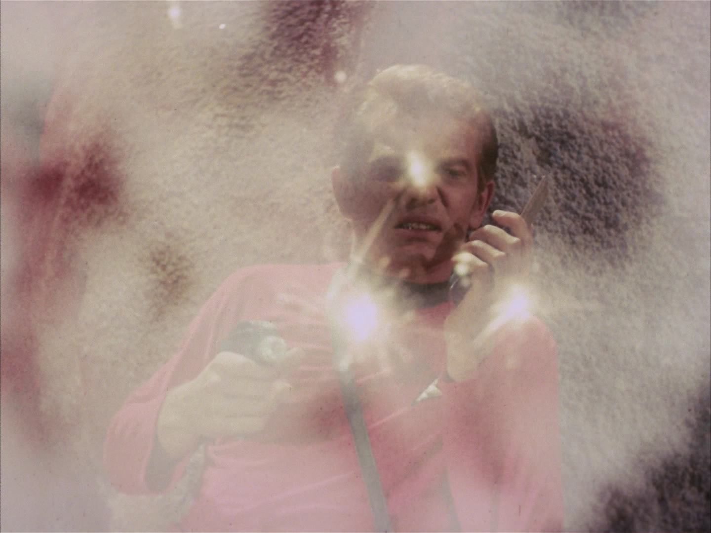 ariane179254_StarTrek_2x13_Obsession_0221.jpg