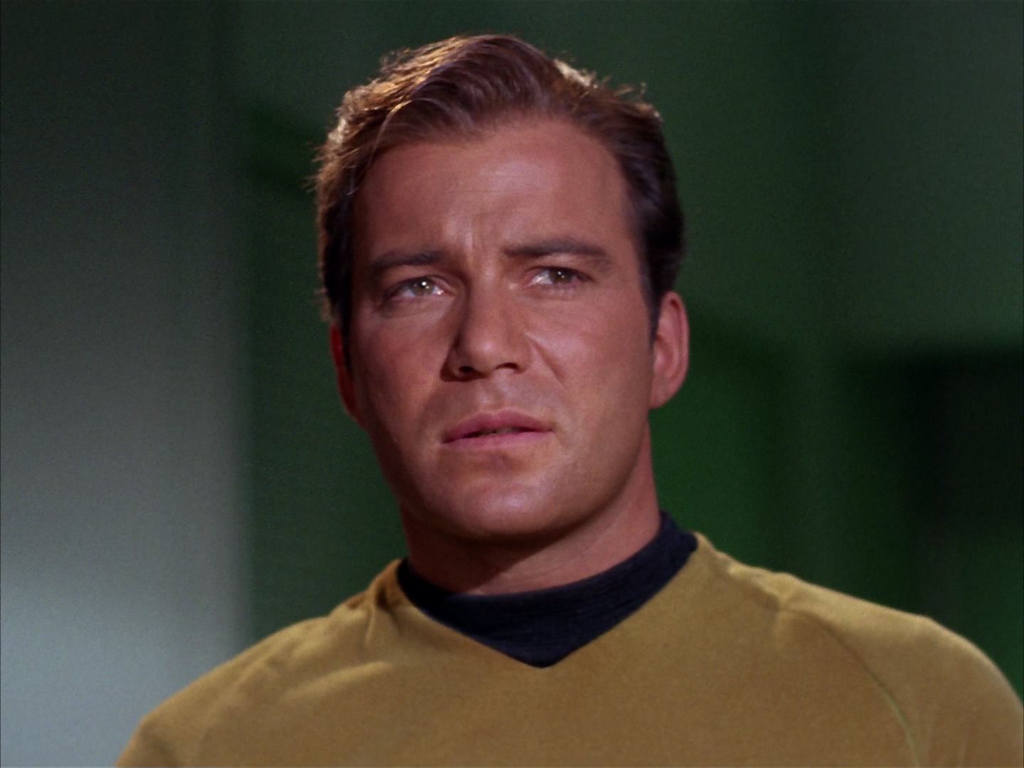 ariane179254_StarTrek_2x13_Obsession_0498.jpg