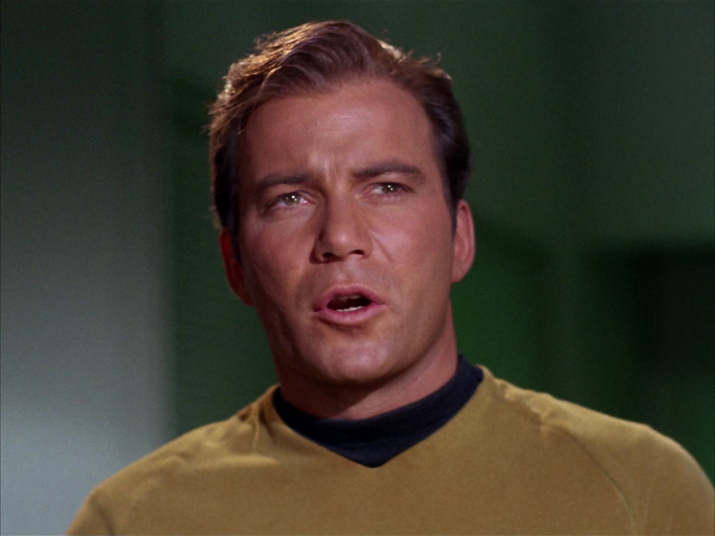 ariane179254_StarTrek_2x13_Obsession_0505.jpg
