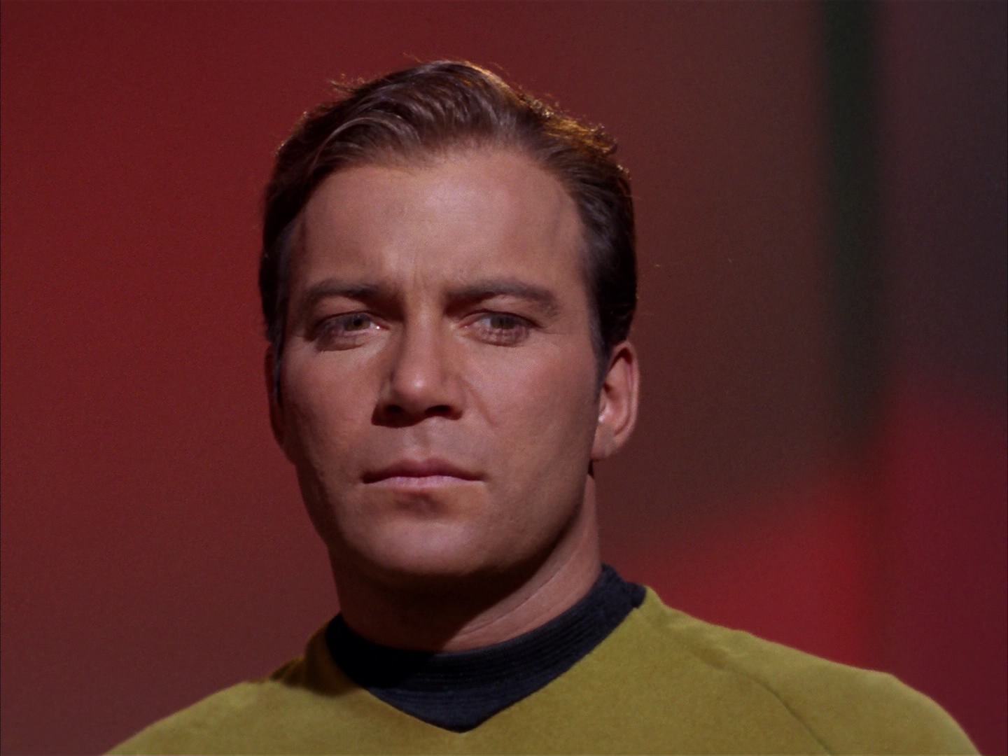 ariane179254_StarTrek_2x13_Obsession_0549.jpg