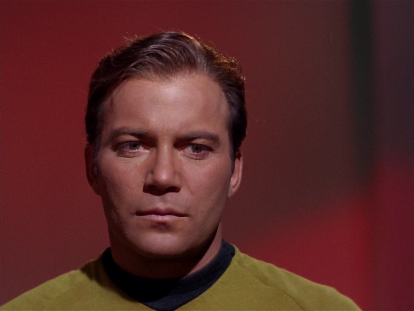 ariane179254_StarTrek_2x13_Obsession_0553.jpg