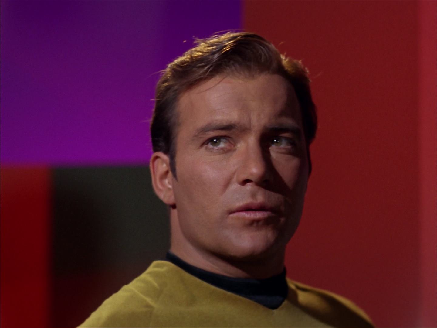 ariane179254_StarTrek_2x13_Obsession_0644.jpg