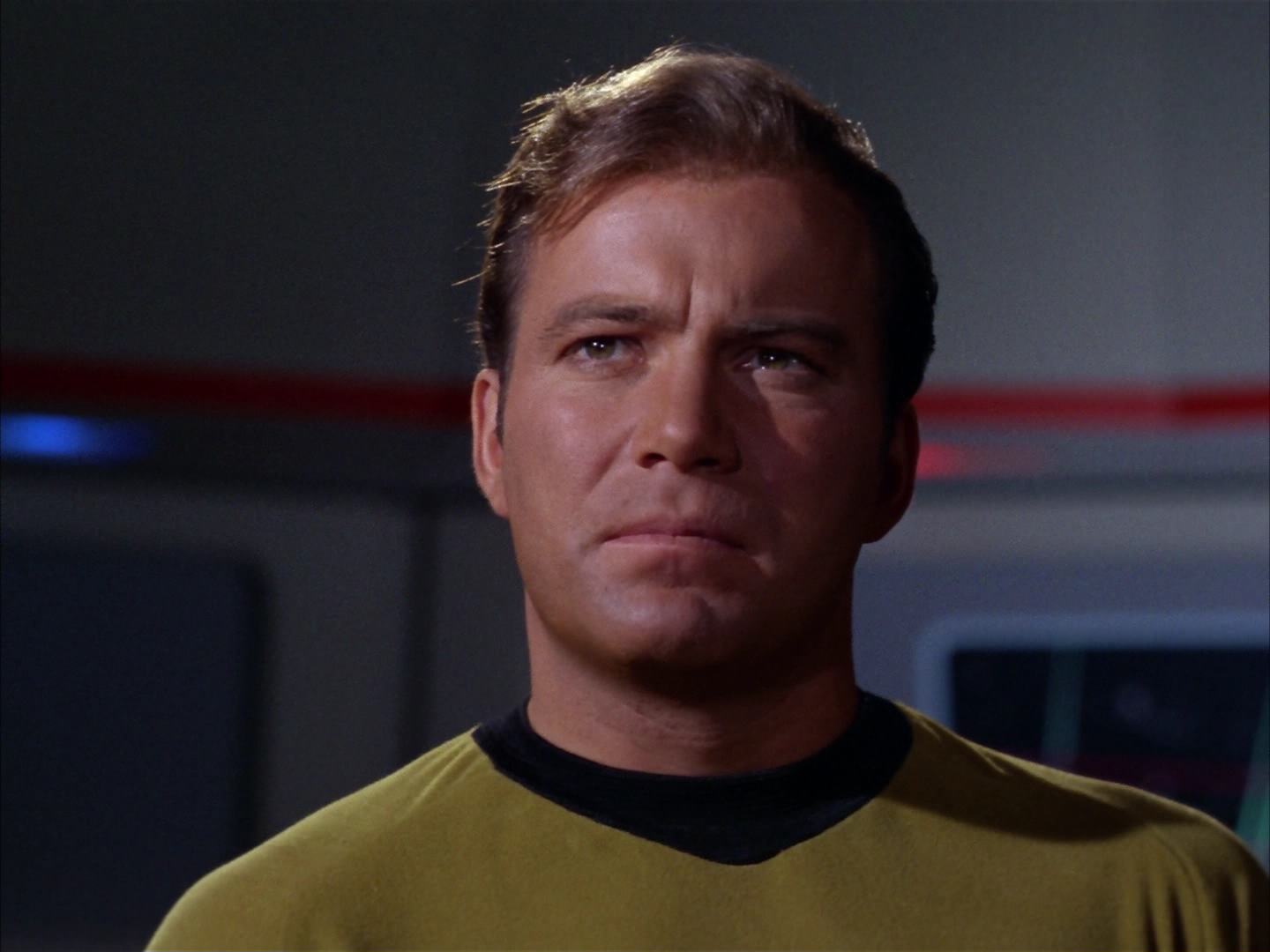 ariane179254_StarTrek_2x13_Obsession_0694.jpg