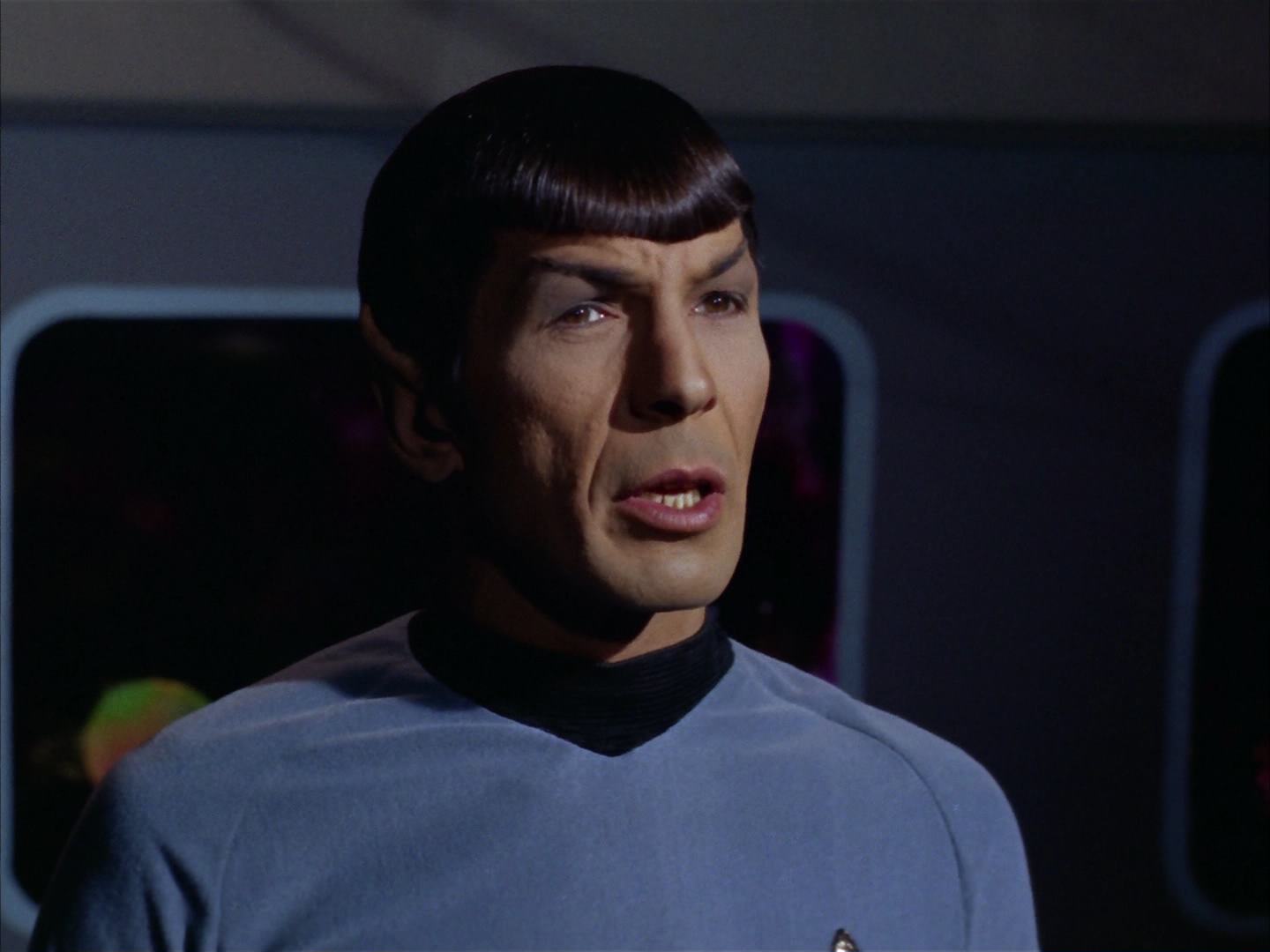 ariane179254_StarTrek_2x13_Obsession_0700.jpg