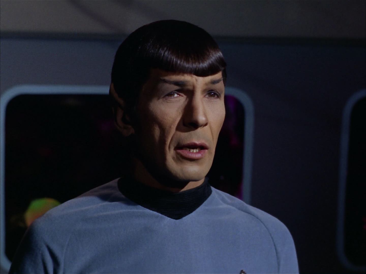 ariane179254_StarTrek_2x13_Obsession_0709.jpg