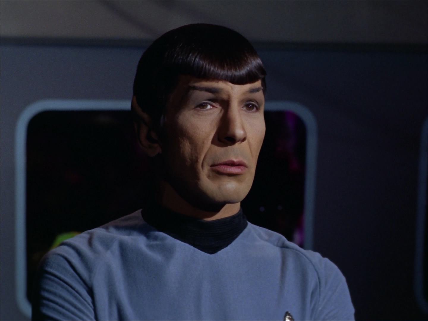 ariane179254_StarTrek_2x13_Obsession_0728.jpg