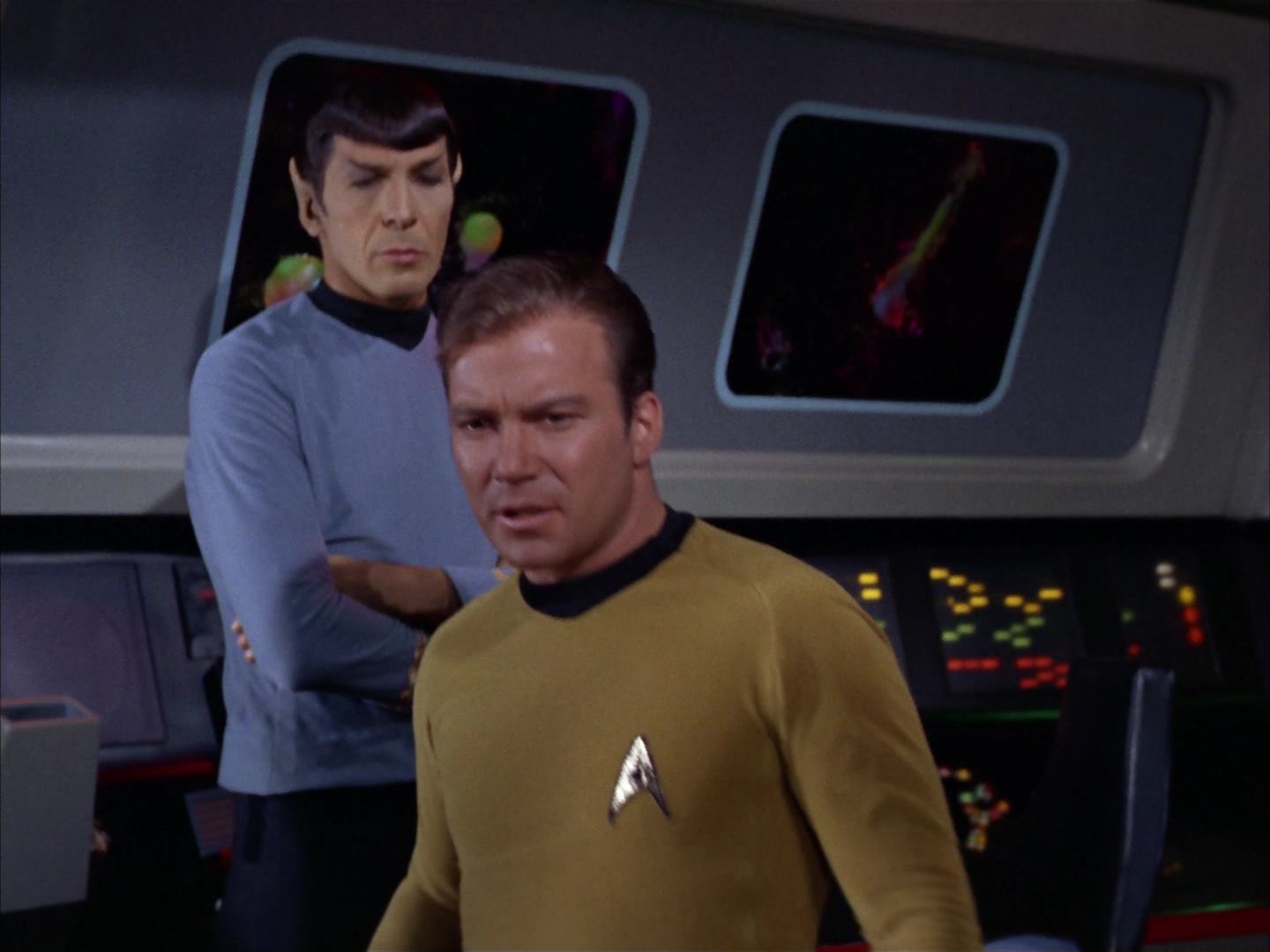 ariane179254_StarTrek_2x13_Obsession_0740.jpg