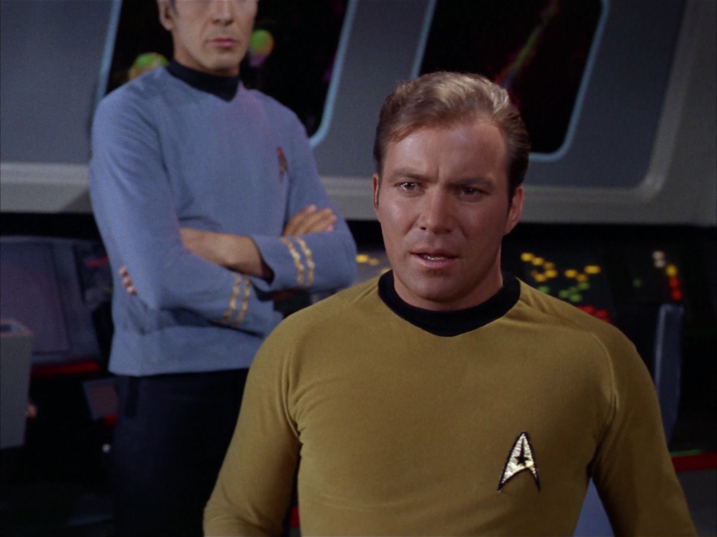 ariane179254_StarTrek_2x13_Obsession_0741.jpg