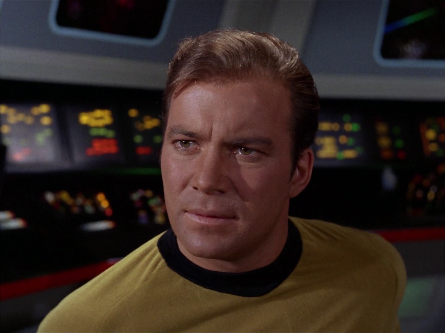 ariane179254_StarTrek_2x13_Obsession_0763.jpg