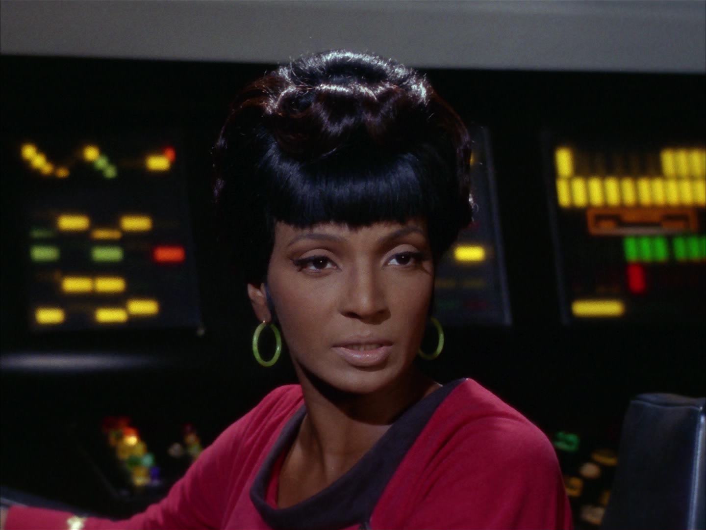 ariane179254_StarTrek_2x13_Obsession_0797.jpg