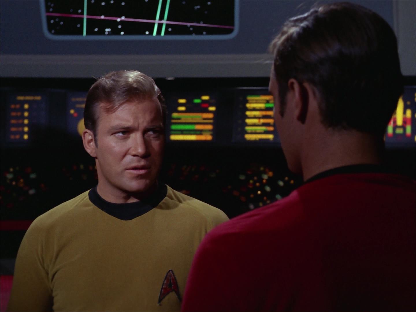ariane179254_StarTrek_2x13_Obsession_0821.jpg
