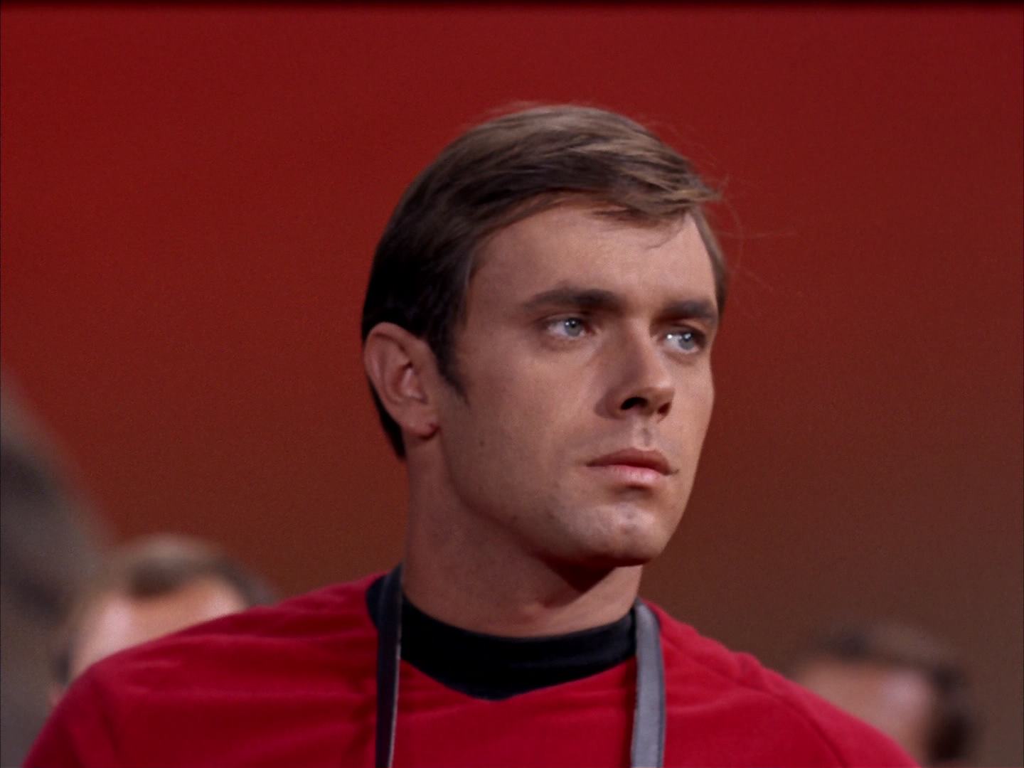 ariane179254_StarTrek_2x13_Obsession_0875.jpg