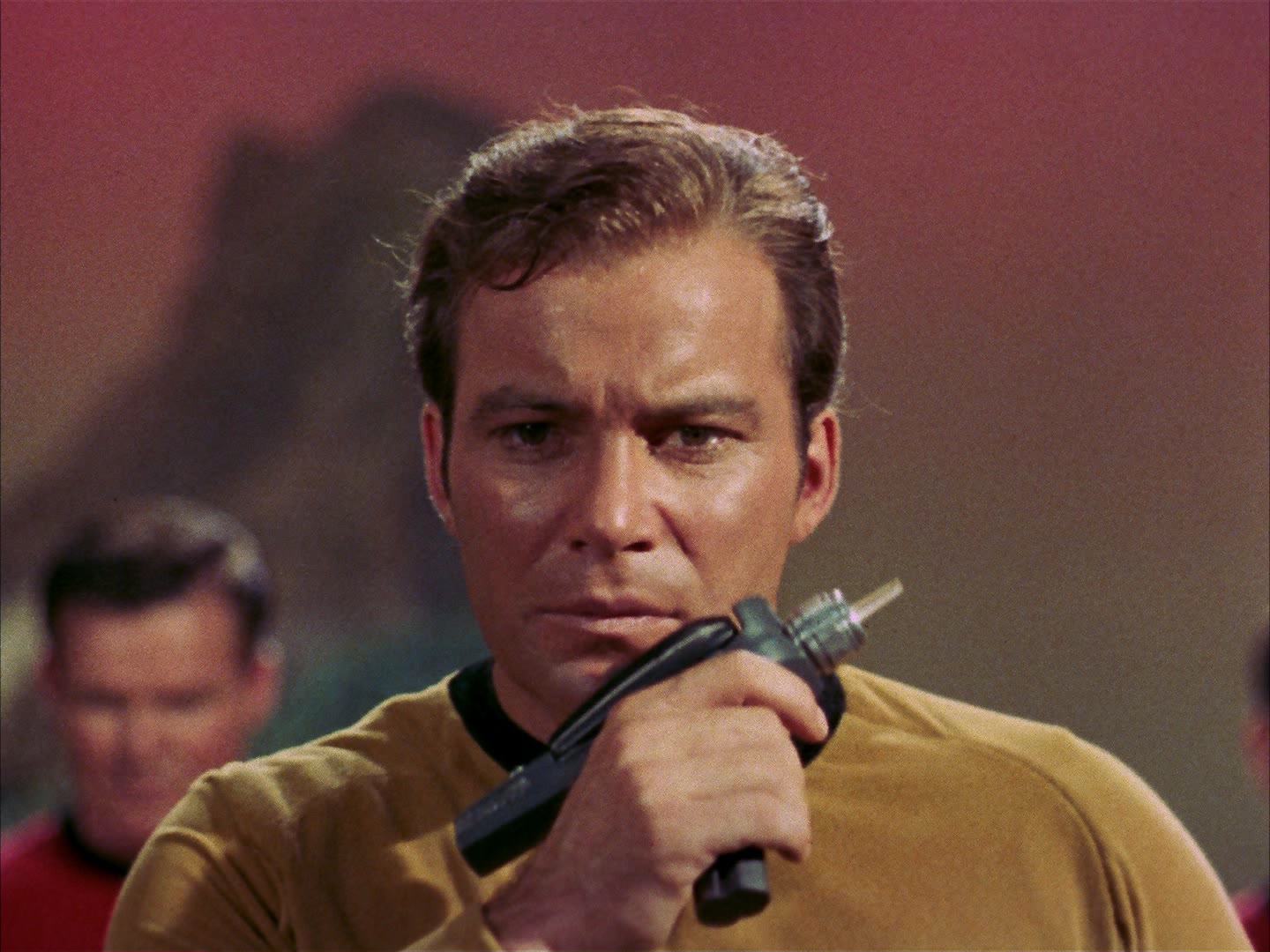 ariane179254_StarTrek_2x13_Obsession_0968.jpg