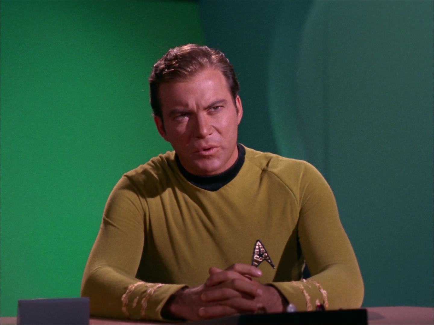 ariane179254_StarTrek_2x13_Obsession_1091.jpg