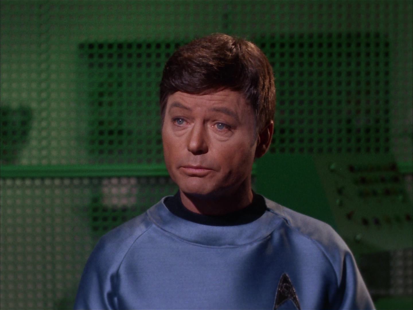 ariane179254_StarTrek_2x13_Obsession_1341.jpg