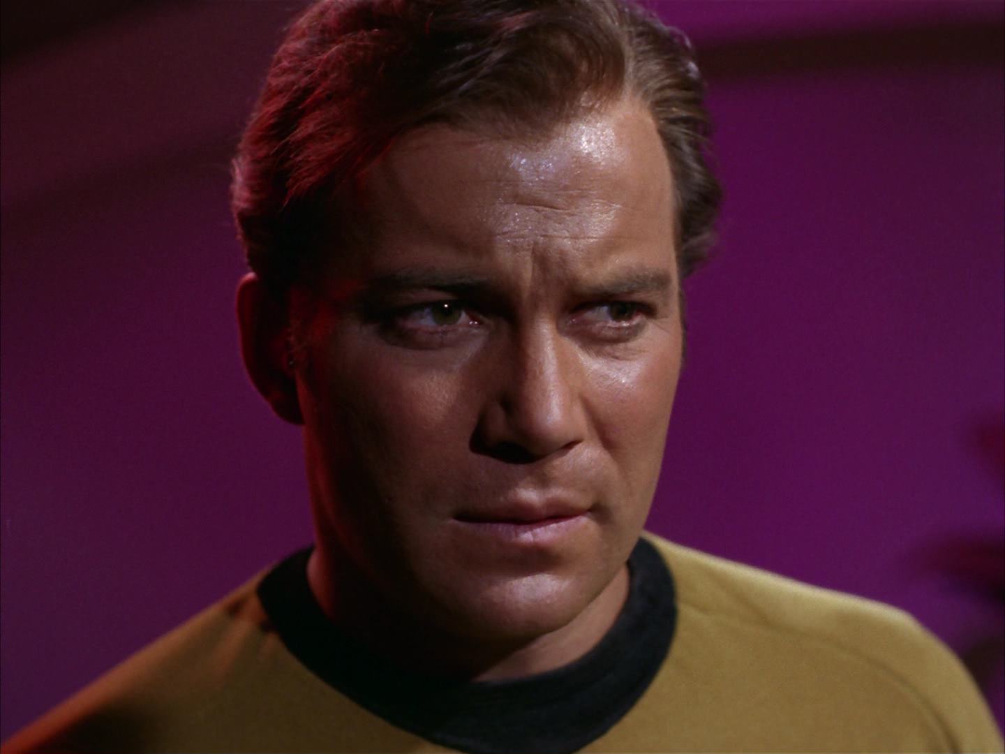 ariane179254_StarTrek_2x13_Obsession_1667.jpg