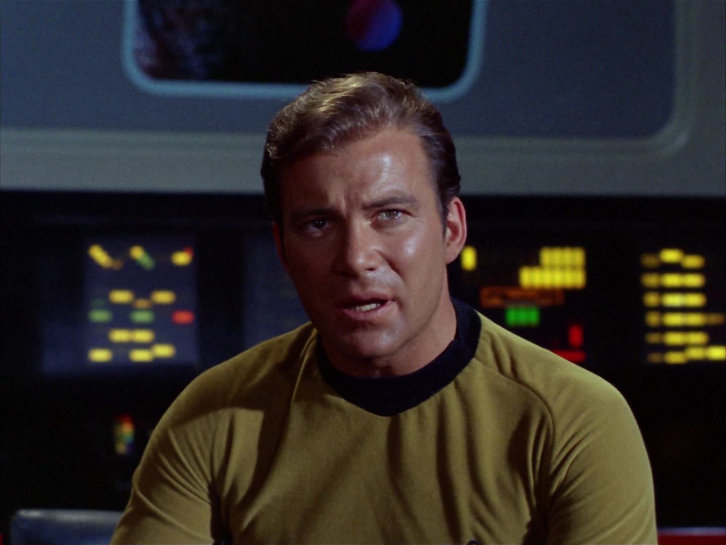 ariane179254_StarTrek_2x13_Obsession_1898.jpg