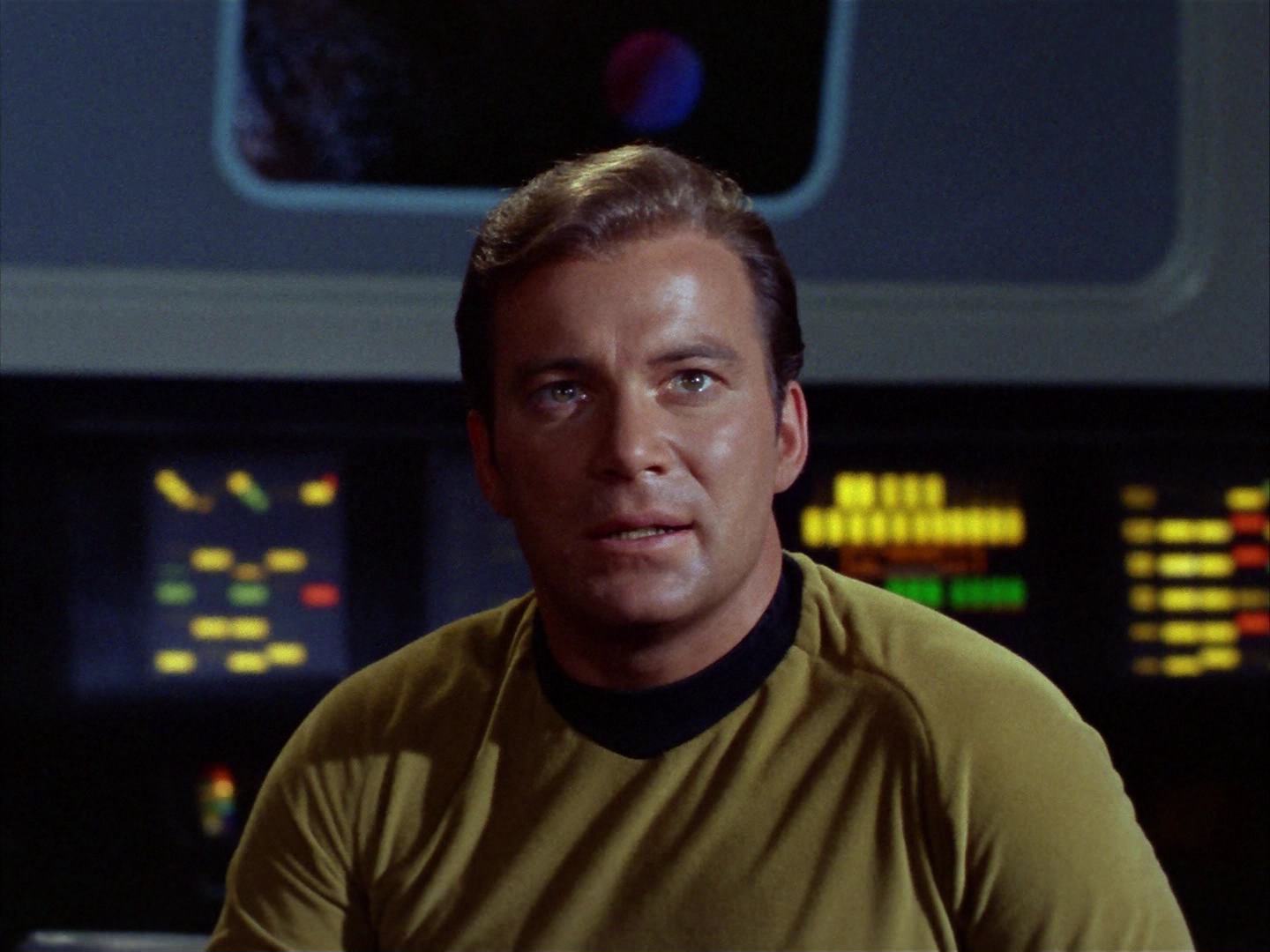 ariane179254_StarTrek_2x13_Obsession_1917.jpg