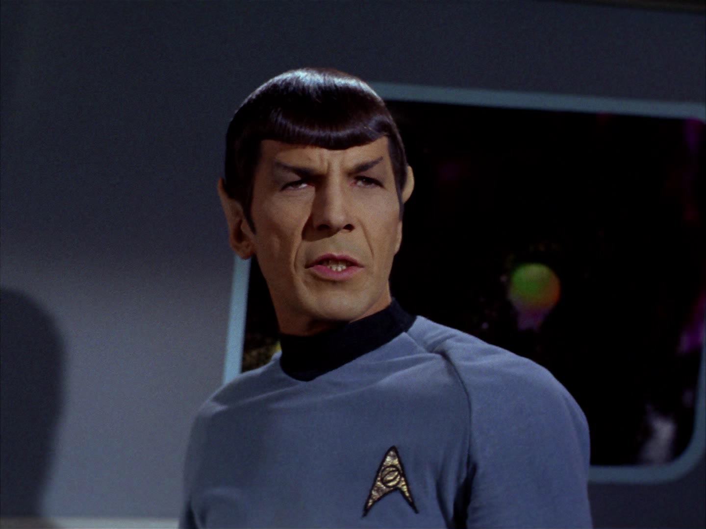 ariane179254_StarTrek_2x13_Obsession_1930.jpg