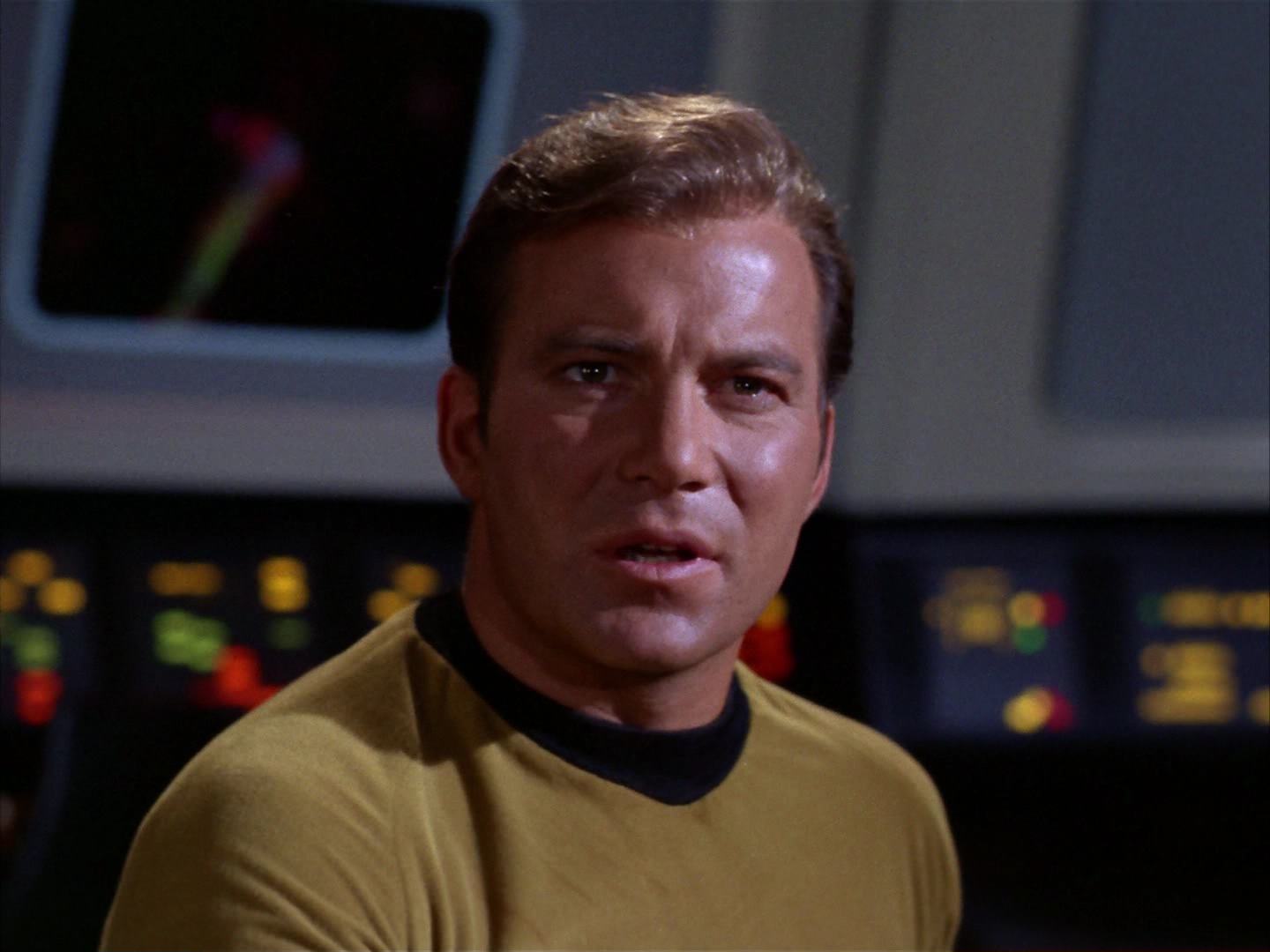 ariane179254_StarTrek_2x13_Obsession_2203.jpg