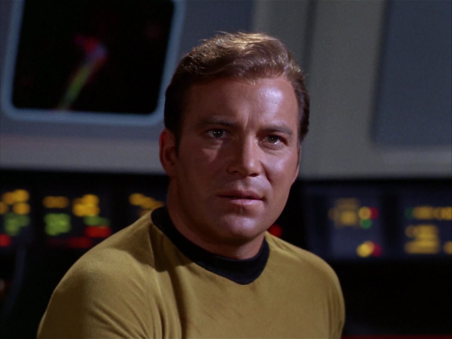 ariane179254_StarTrek_2x13_Obsession_2227.jpg