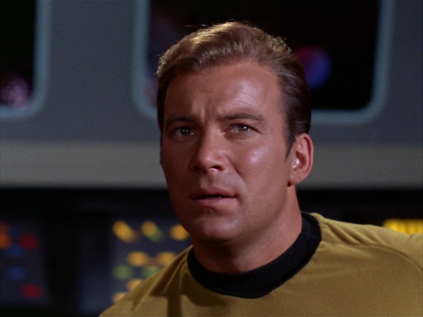 ariane179254_StarTrek_2x13_Obsession_2265.jpg