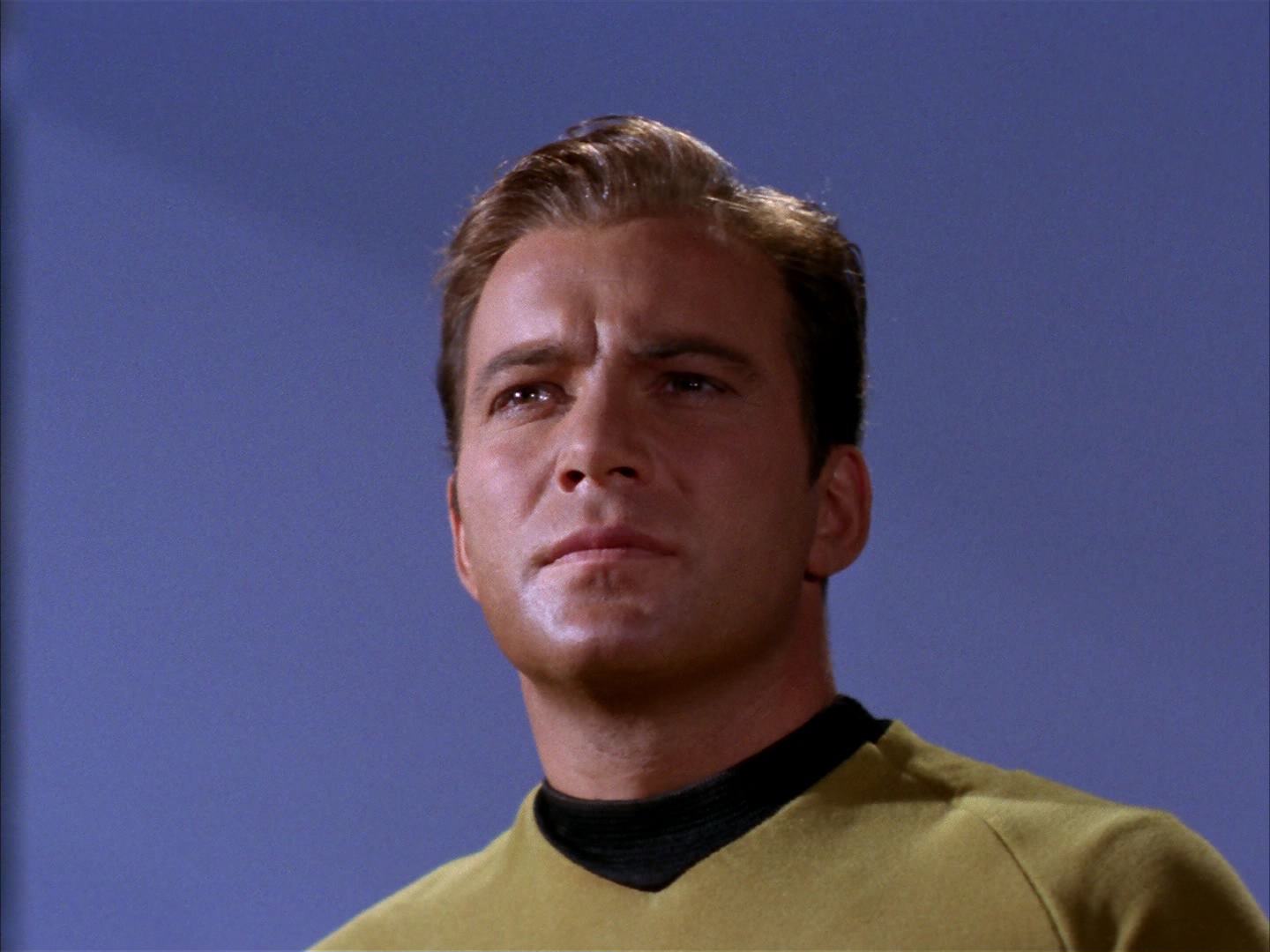 ariane179254_StarTrek_2x13_Obsession_2330.jpg