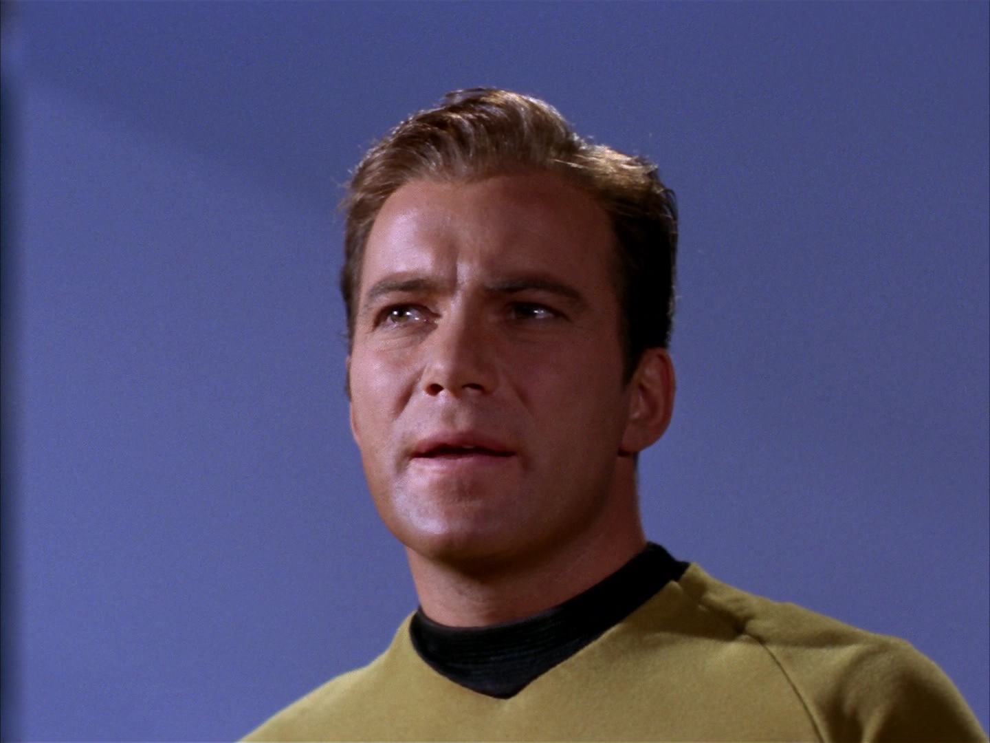 ariane179254_StarTrek_2x13_Obsession_2368.jpg