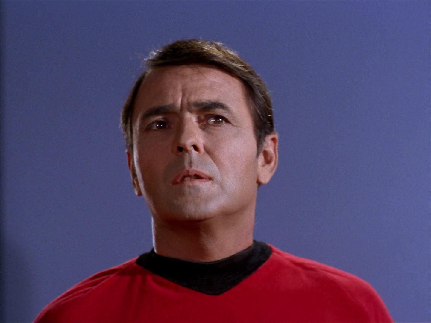 ariane179254_StarTrek_2x13_Obsession_2377.jpg