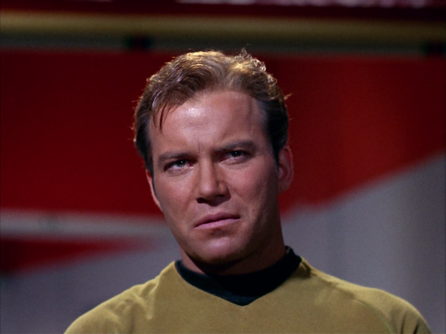 ariane179254_StarTrek_2x13_Obsession_2733.jpg
