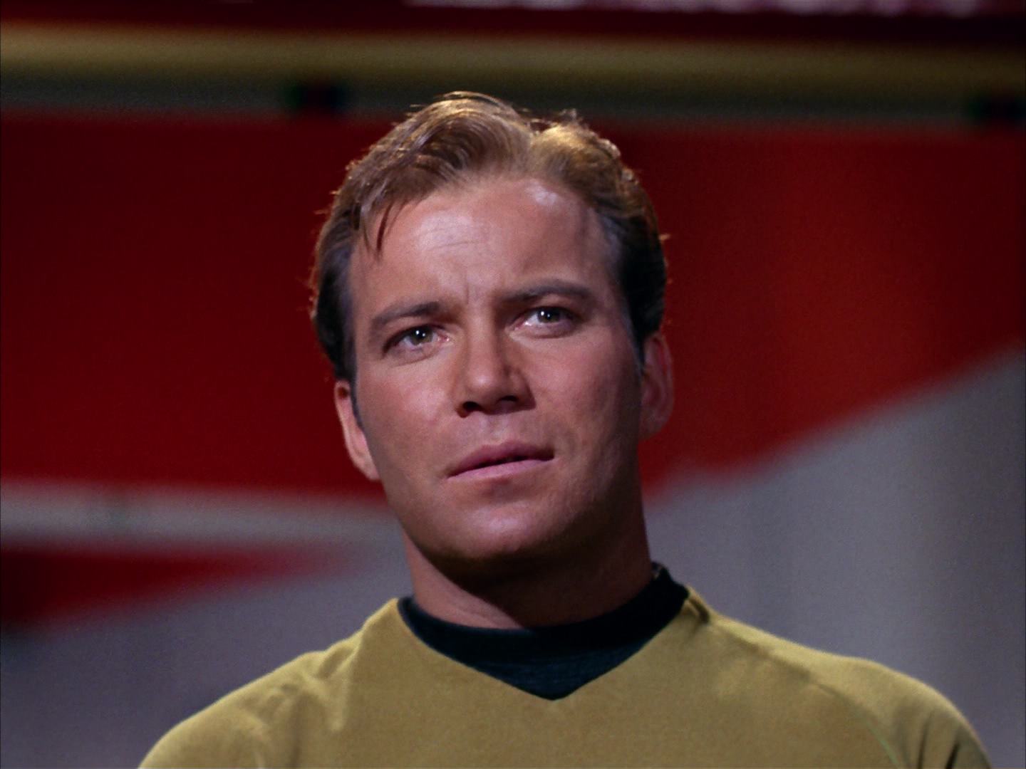 ariane179254_StarTrek_2x13_Obsession_2738.jpg