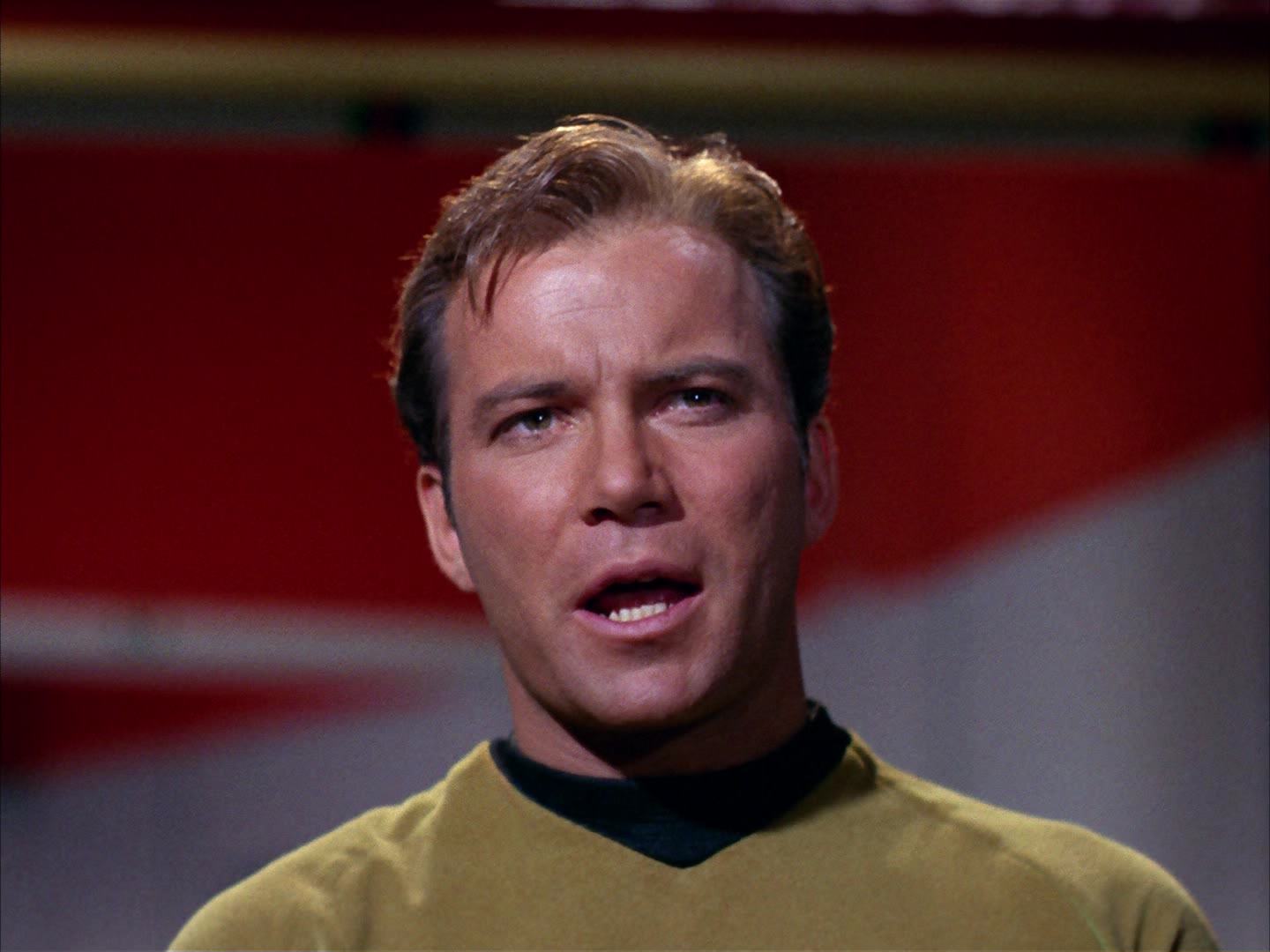 ariane179254_StarTrek_2x13_Obsession_2755.jpg