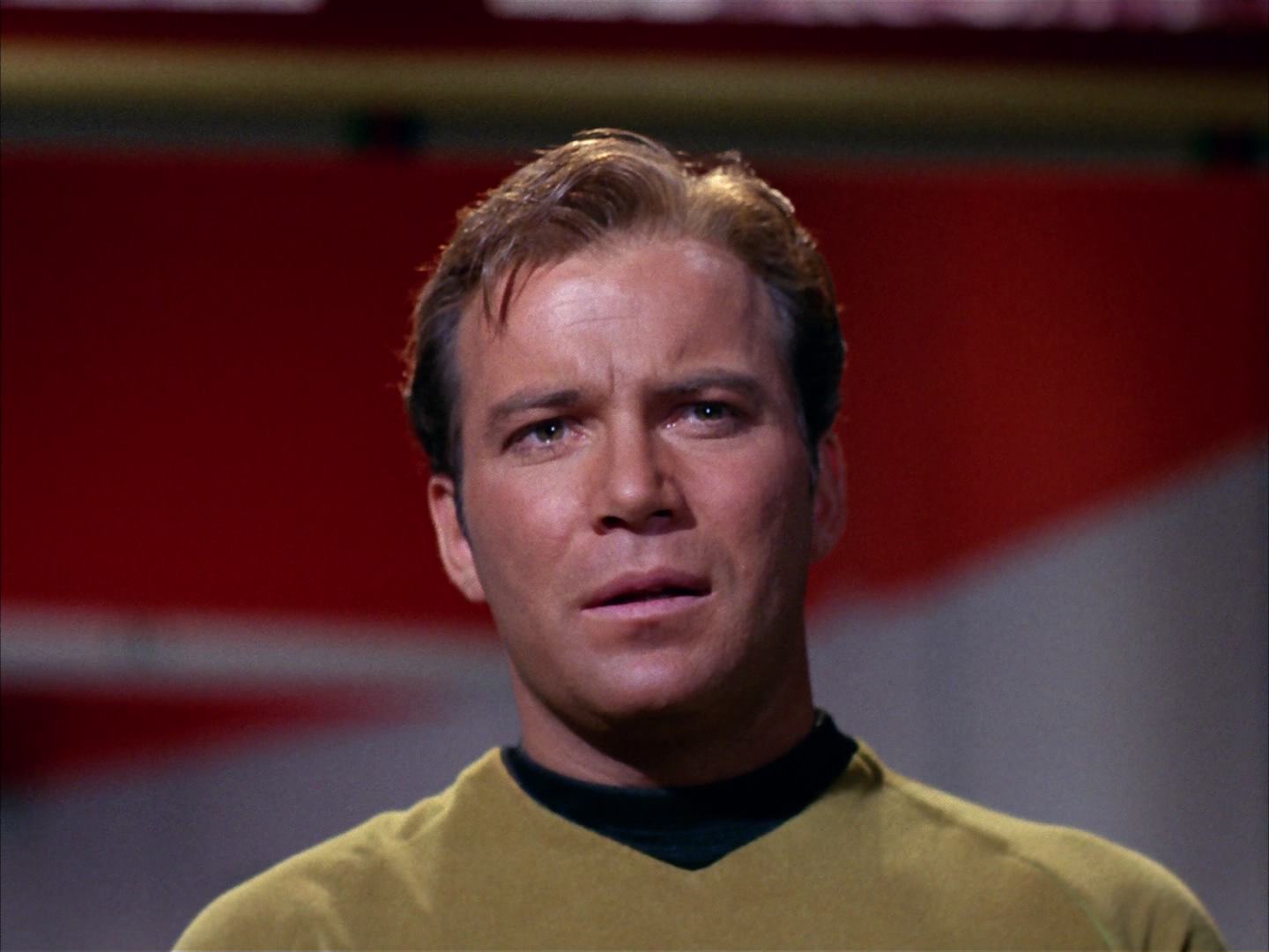 ariane179254_StarTrek_2x13_Obsession_2776.jpg