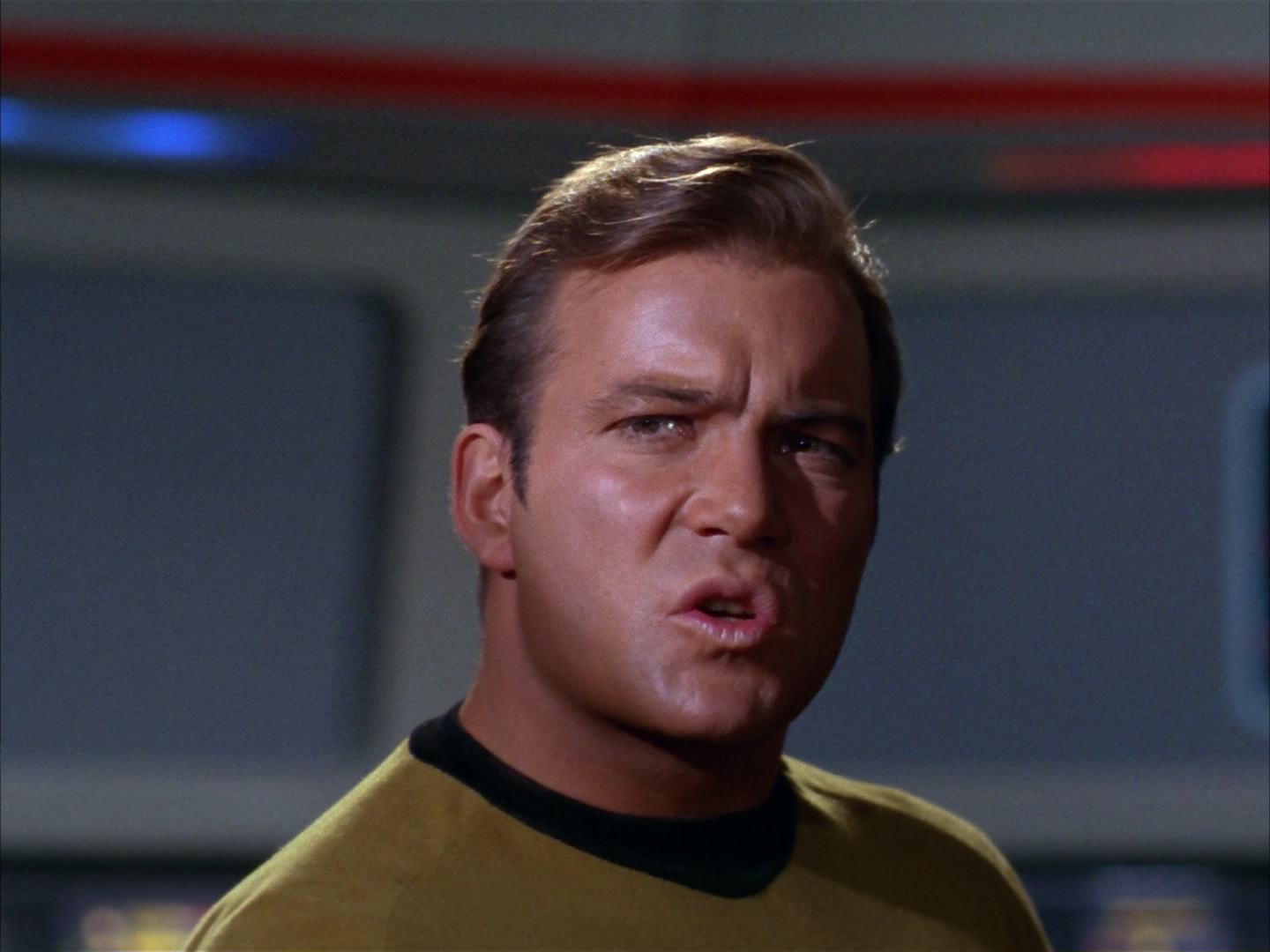 ariane179254_StarTrek_2x13_Obsession_2875.jpg