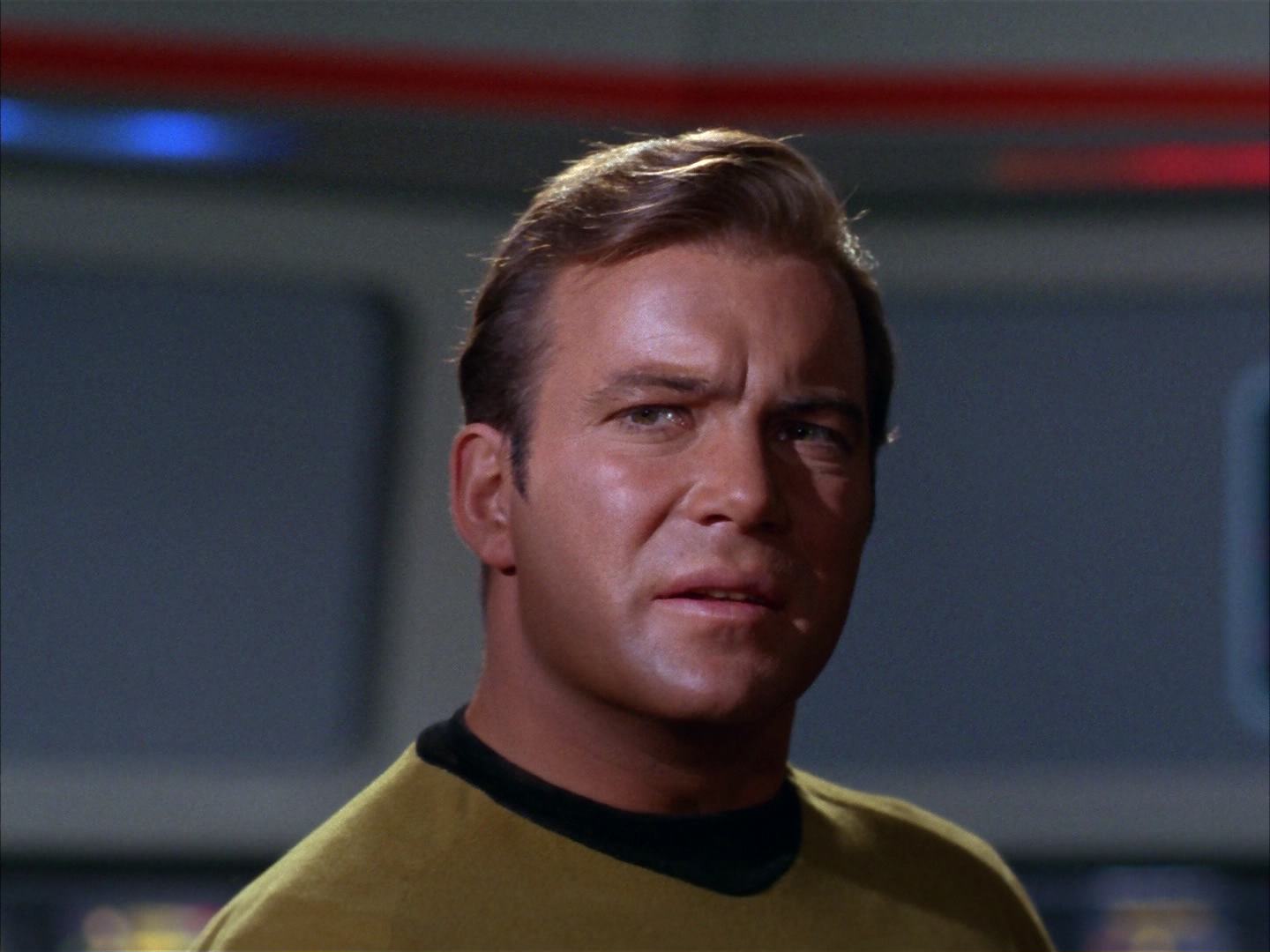ariane179254_StarTrek_2x13_Obsession_2876.jpg