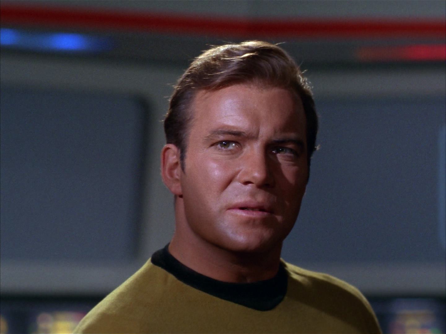 ariane179254_StarTrek_2x13_Obsession_2887.jpg