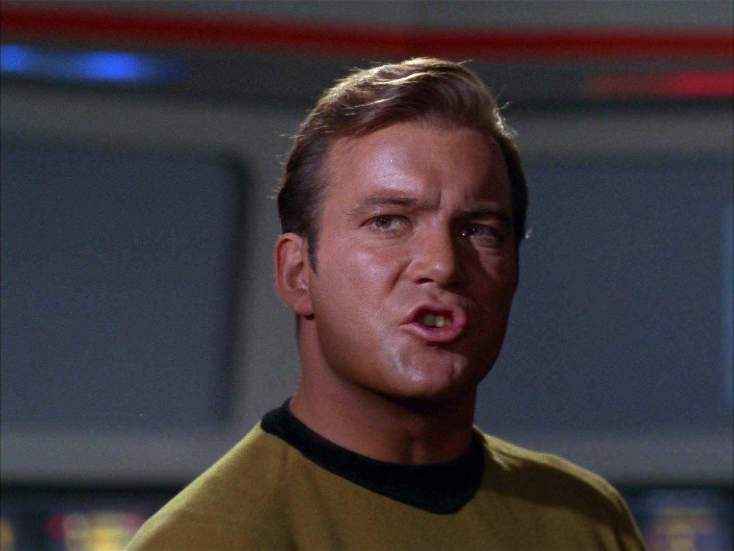 ariane179254_StarTrek_2x13_Obsession_2893.jpg