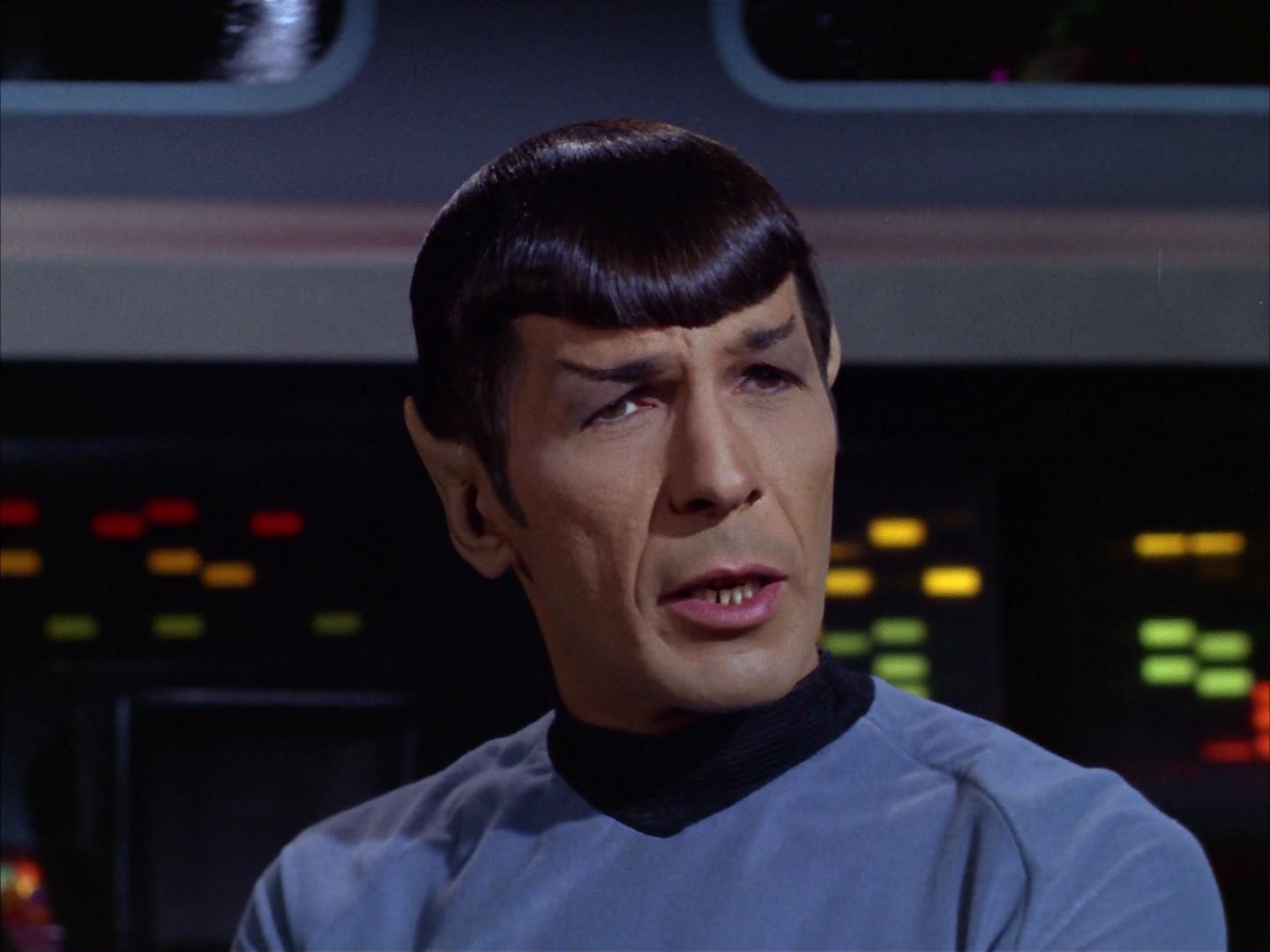 ariane179254_StarTrek_2x13_Obsession_2954.jpg