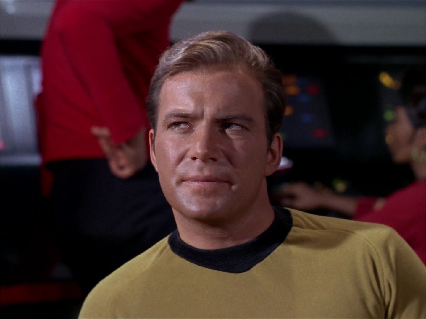 ariane179254_StarTrek_2x13_Obsession_2972.jpg