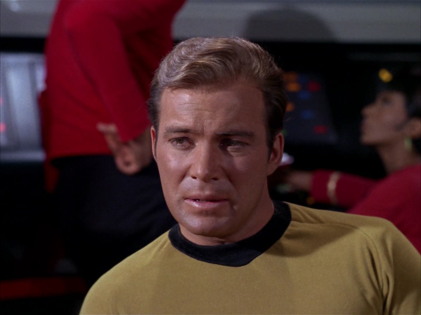 ariane179254_StarTrek_2x13_Obsession_2979.jpg