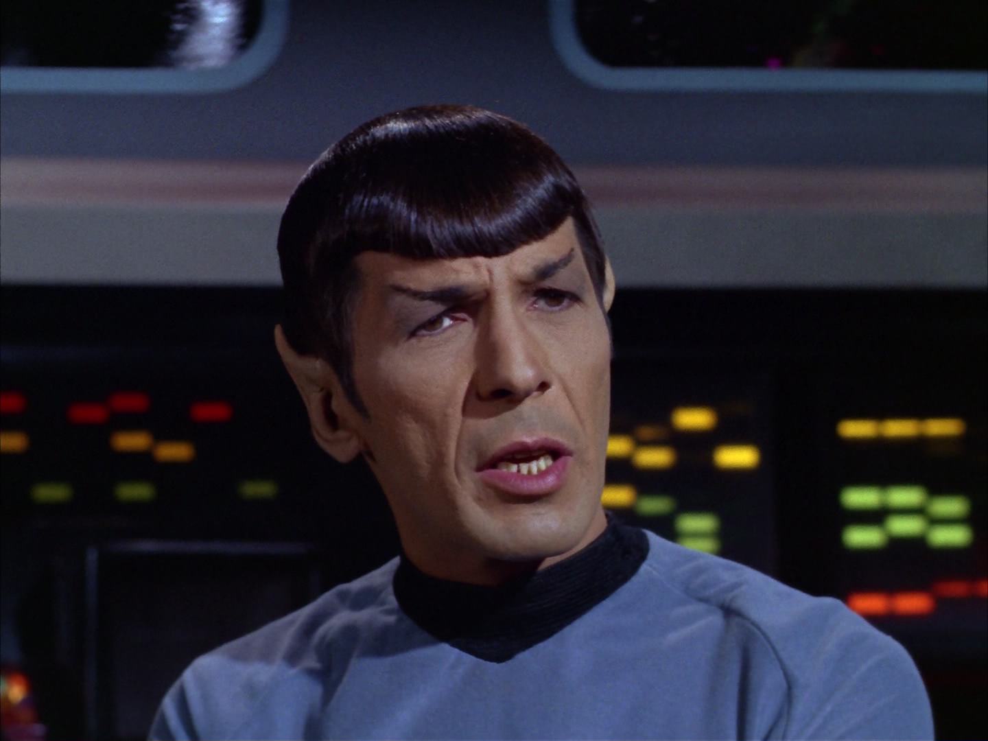ariane179254_StarTrek_2x13_Obsession_2998.jpg