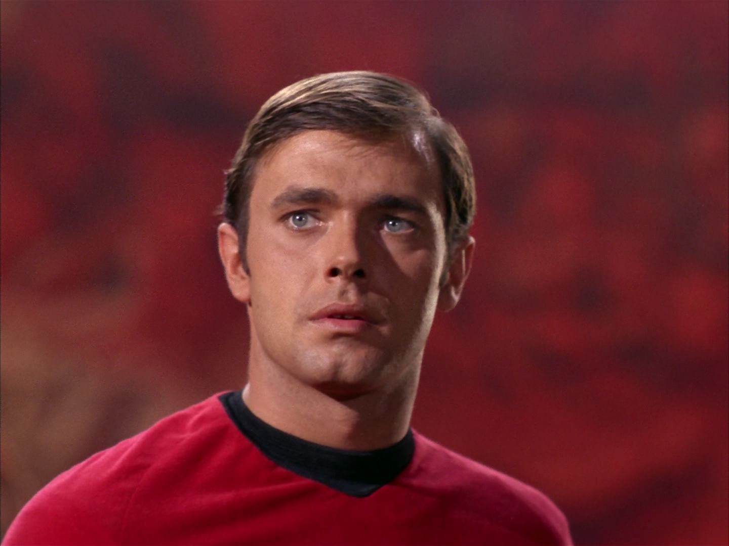 ariane179254_StarTrek_2x13_Obsession_3127.jpg