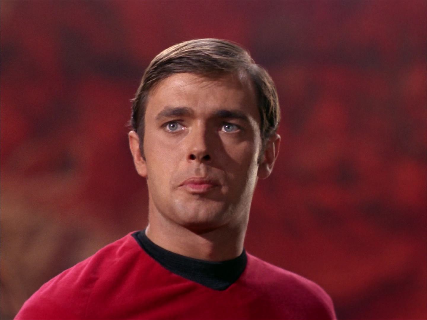 ariane179254_StarTrek_2x13_Obsession_3130.jpg