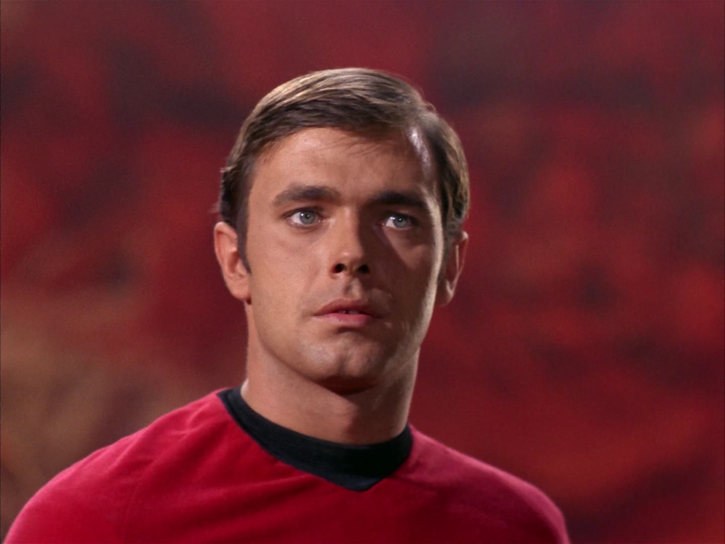 ariane179254_StarTrek_2x13_Obsession_3136.jpg